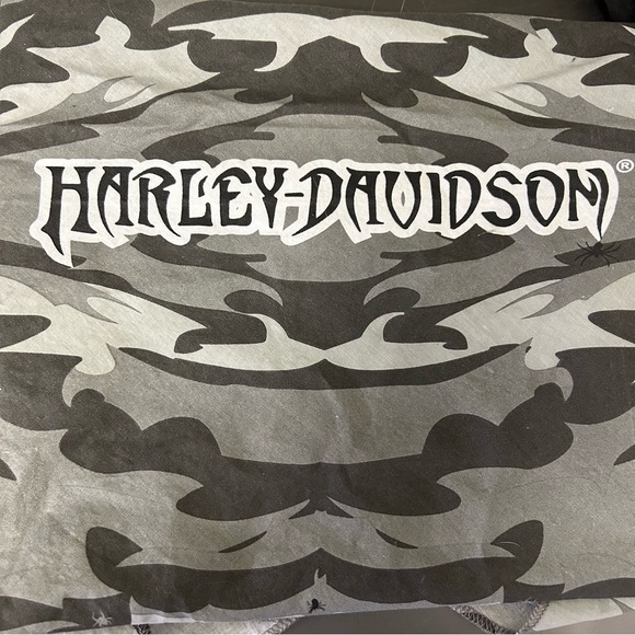 Harley Davidson Bandanna with very cool spider 🕷️ detail & graphics - Picture 11 of 16